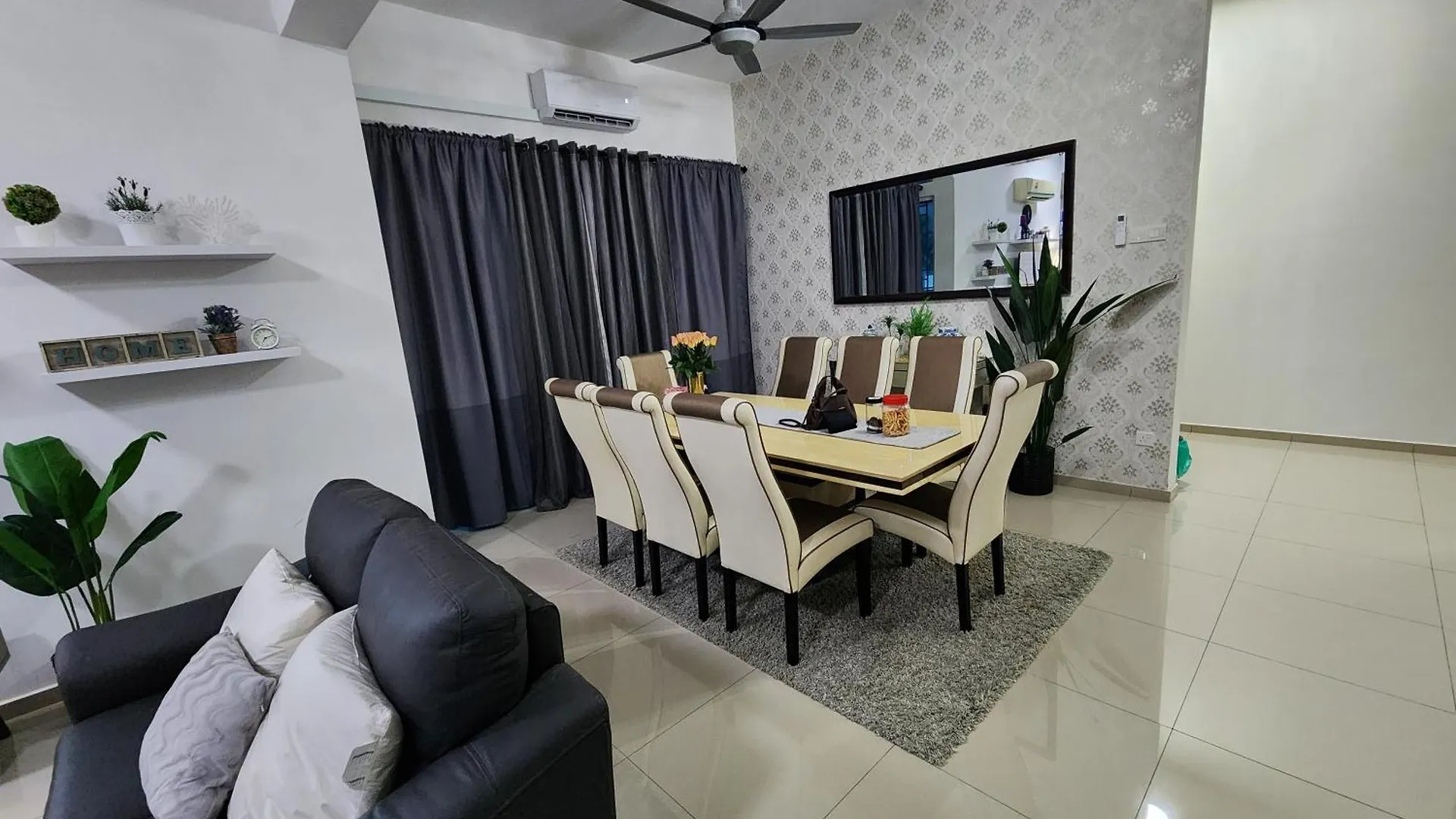 Homestayrossy Malacca 0*,